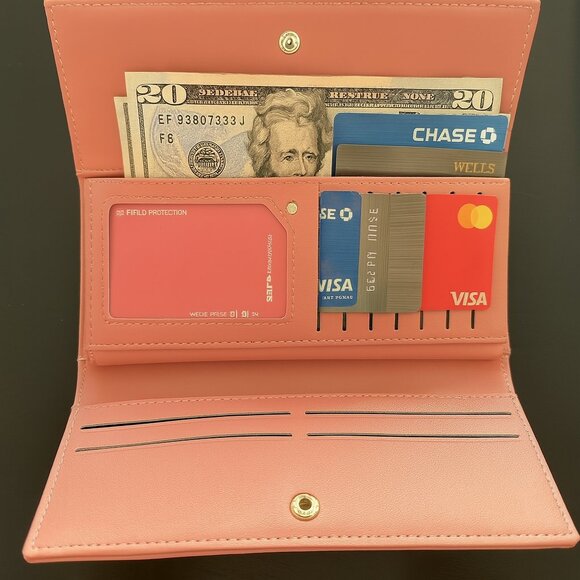 Champs RFID Expandable Tri-Fold Wallet Pink NWT - Picture 1 of 9